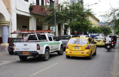 Tráfico caótico en Portoviejo: Las avenidas que colapsaron este martes 8 de abril
