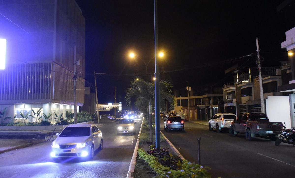 Operativos nocturnos regresan a tres avenidas de Portoviejo