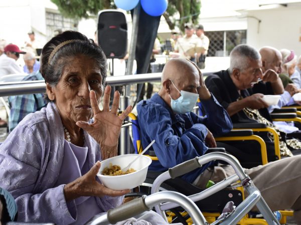MIES busca solución para el Centro Gerontológico Guillermina Loor en Portoviejo ante vencimiento de comodato