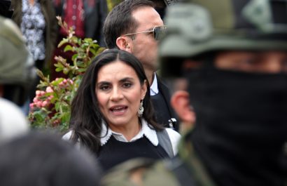 La Asamblea Nacional certifica que Verónica Abad sigue siendo Vicepresidenta de Ecuador .