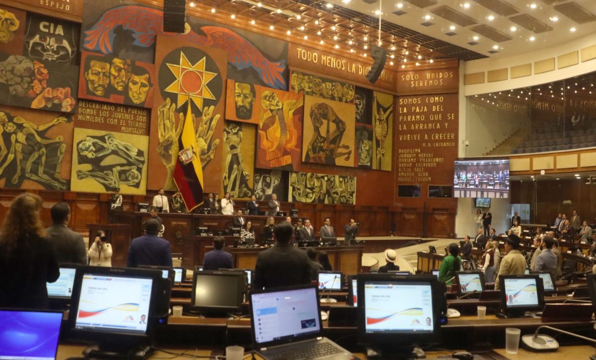 La Asamblea Nacional le exige al Presidente Daniel Noboa que emita un reglamento para controlar el vuelo de avionetas vinculadas al narcotráfico. API.