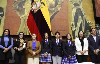 La Asamblea Nacional reconoció a Unidad Educativa Particular Raffaello Santi