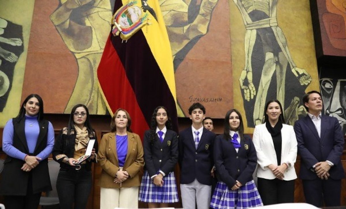 La Asamblea Nacional reconoció a Unidad Educativa Particular Raffaello Santi