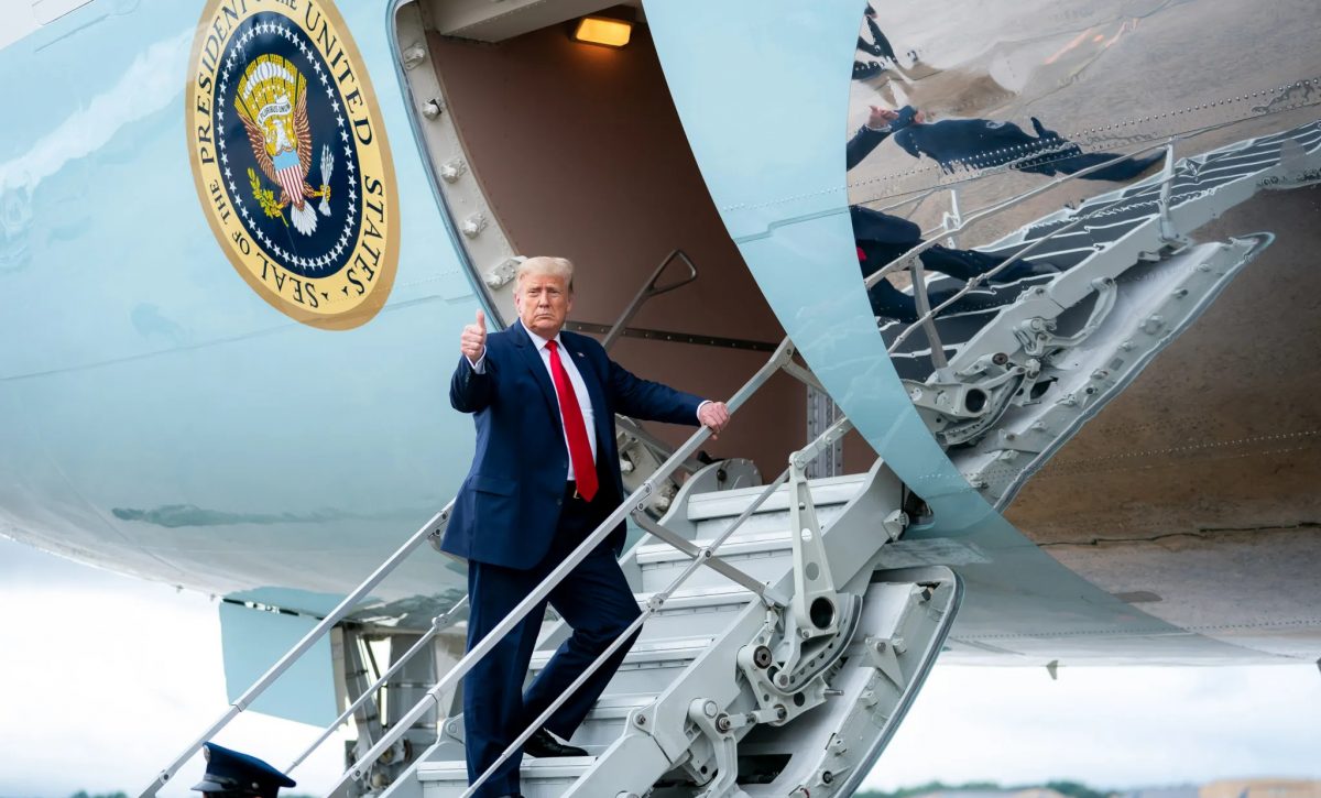 La Casa Blanca amenaza con vetar un proyecto de ley que limita la capacidad de Donald Trump para imponer aranceles
