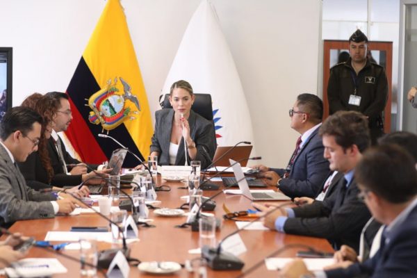 La Comisión de Justicia tramita reforma legal para fortalecer el pluralismo jurídico y la cooperación entre la justicia ordinaria e indígena. (Asamblea Nacional).