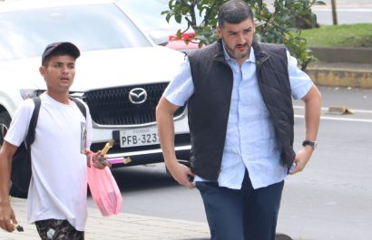 La Fiscalía acusa a Aquiles Álvarez, alcalde de Guayaquil, y a otras quince personas en el caso Triple A. (API).