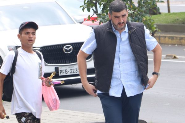 La Fiscalía acusa a Aquiles Álvarez, alcalde de Guayaquil, y a otras quince personas en el caso Triple A. (API).
