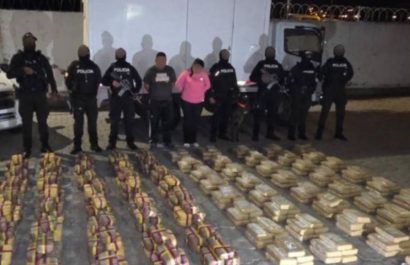 La Policía Nacional decomisó media tonelada de marihuana escondida en un camión que transportaba cajas de vegetales.