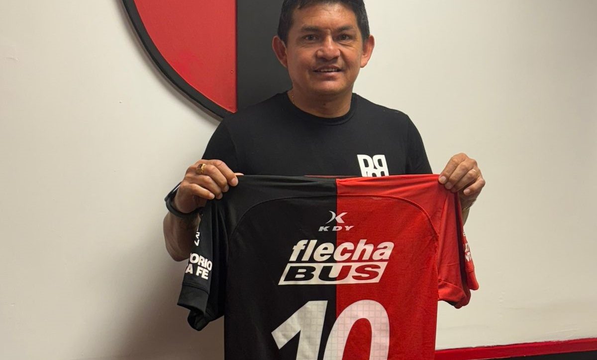 La Pulga Rodríguez vuelve a Colón de Santa Fe en medio de crisis institucional y deportiva