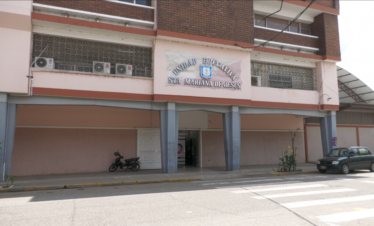 La Unidad Educativa Santa Mariana de Jesús celebra sus fiestas patronales