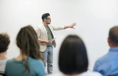La Universidad Nacional de Chimborazo abre convocatoria para más de 50 docentes en diversas especialidades