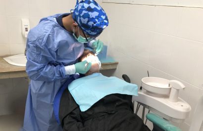 La boca como ventana del cuerpo cómo la salud bucal alerta sobre enfermedades graves, según expertos y estudios recientes