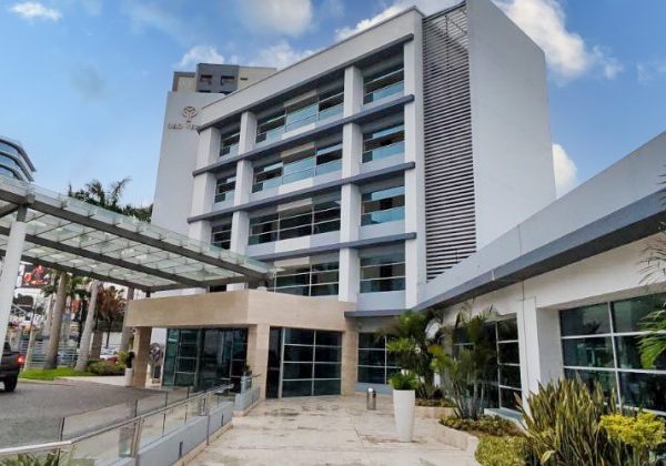 La construcción de un hotel de la cadena Oro Verde marcará un nuevo hito turístico en Santo Domingo. La firma tiene uno de sus hoteles en Manta, que cumplió 30 años.