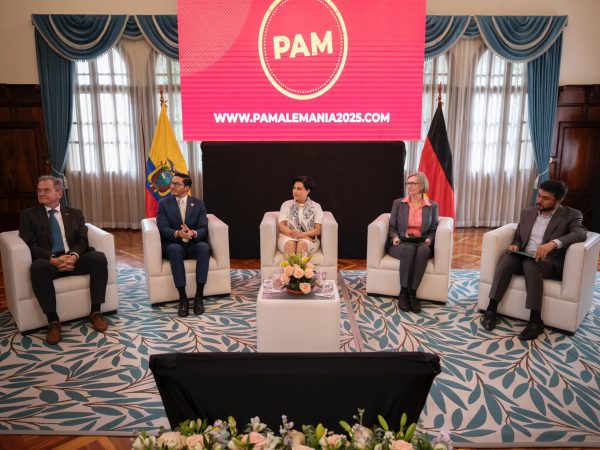 La convocatoria 2025–2026 representa una oportunidad para que jóvenes ecuatorianos accedan a una formación de excelencia,