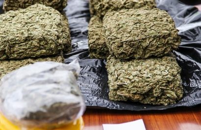La droga quedó bajo custodia de la Policía Antinarcóticos como evidencia del operativo Amanecer