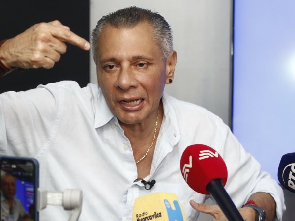 La evaluación psiquiátrica de Jorge Glas revela un alto riesgo suicida y depresión grave, pero descarta afectación de su conciencia
