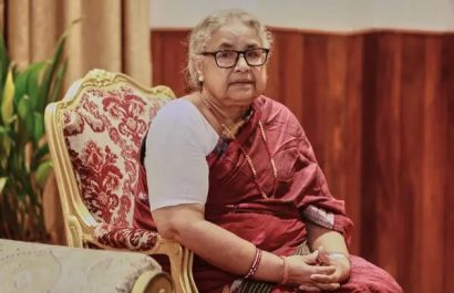 La exjueza principal de la Corte Suprema de Nepal, Sushila Karki, juró como primera ministra interina del país, convirtiéndose en la primera mujer en el cargo.
