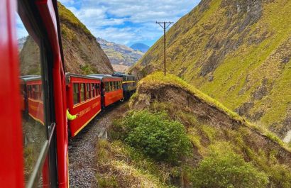 La histórica ruta del tren de Alausí vuelve a operar tras cinco años de inactividad