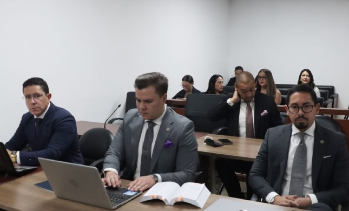 La jueza María Daniela Ayala negó la solicitud de Xavier Jordán para diferir la audiencia de formulación de cargos en el caso Magnicidio FV.