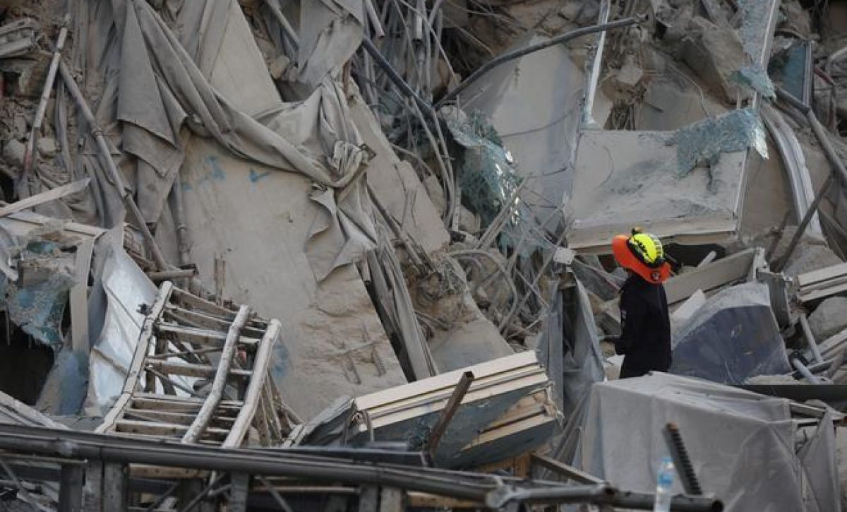 Birmania declara tregua tras devastador terremoto, pero la guerra civil complica la ayuda.
