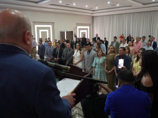 La nueva directiva de la Asociación de Radiodifusión de Santo Domingo asumió sus funciones este 22 de mayo de 2025.