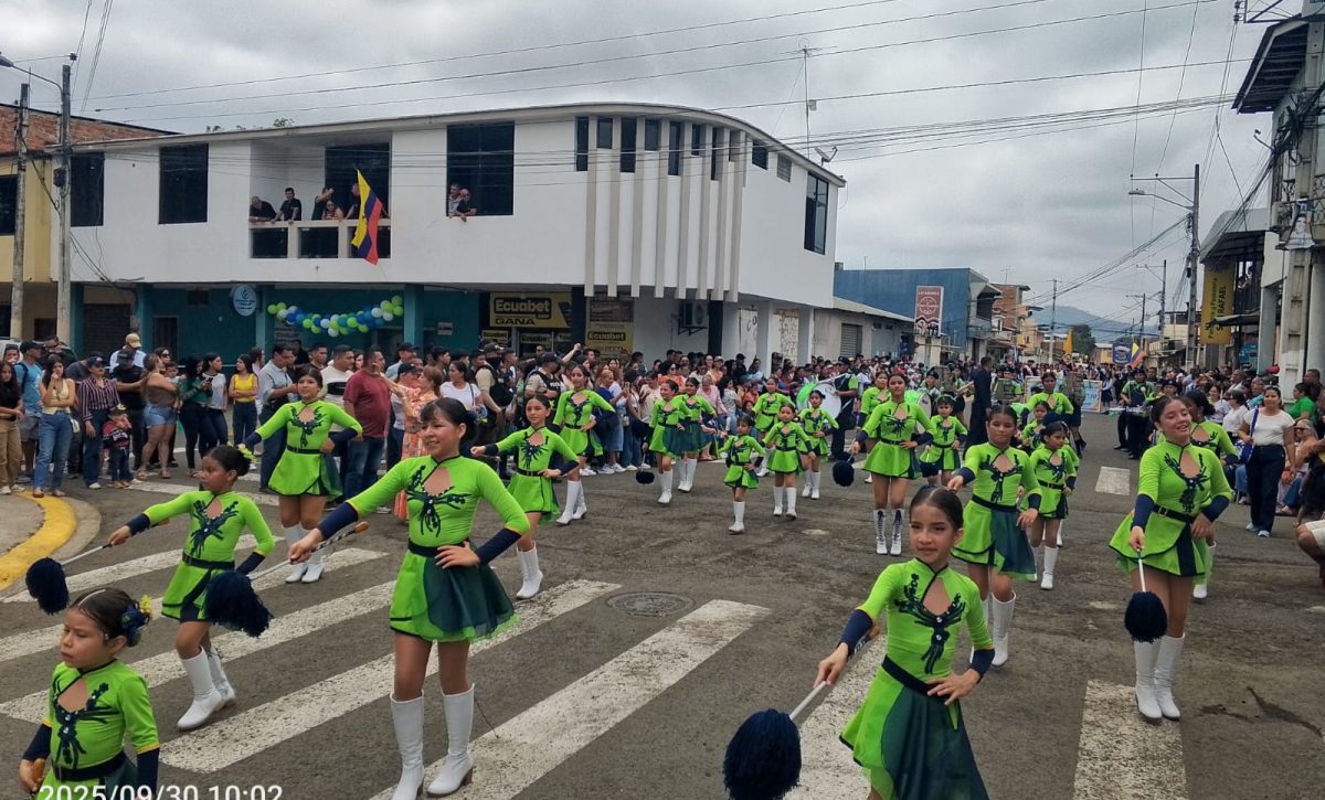 La parroquia Colón de Portoviejo conmemora 114 años de parroquialización con desfile cívico y expectativas por obras viales
