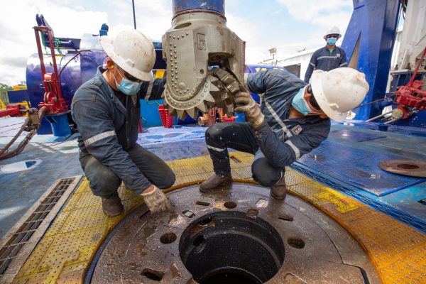 La producción petrolera en Ecuador continúa su tendencia a la baja la inversión urge para la recuperación