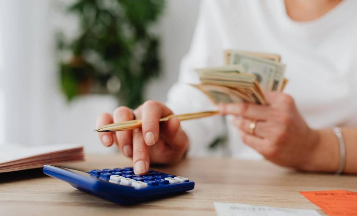 La responsabilidad y la disciplina son claves para mejorar la economía personal.