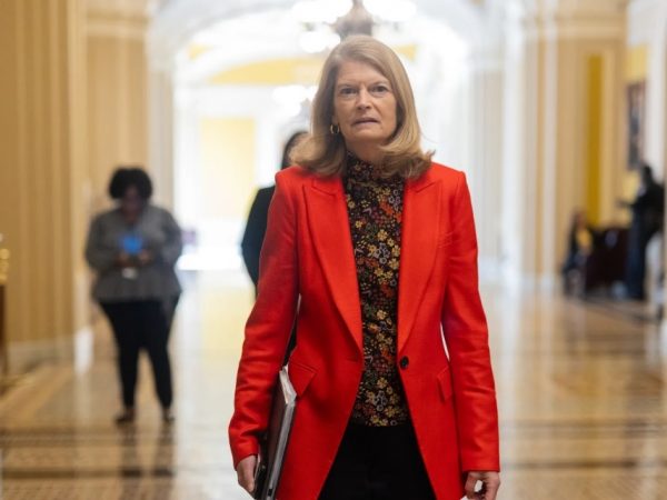 La senadora Lisa Murkowski ha sido crítica del gobierno de Donald Trump.