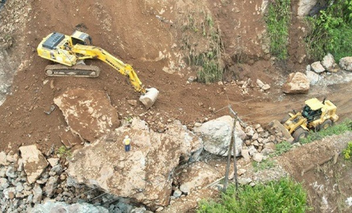 La solución definitiva para el talud del km 83 aún no llega, advierte geólogo