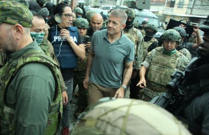 La visita del exmilitar estadounidense Erik Prince coincidió con la extradición de alias 'Fito'