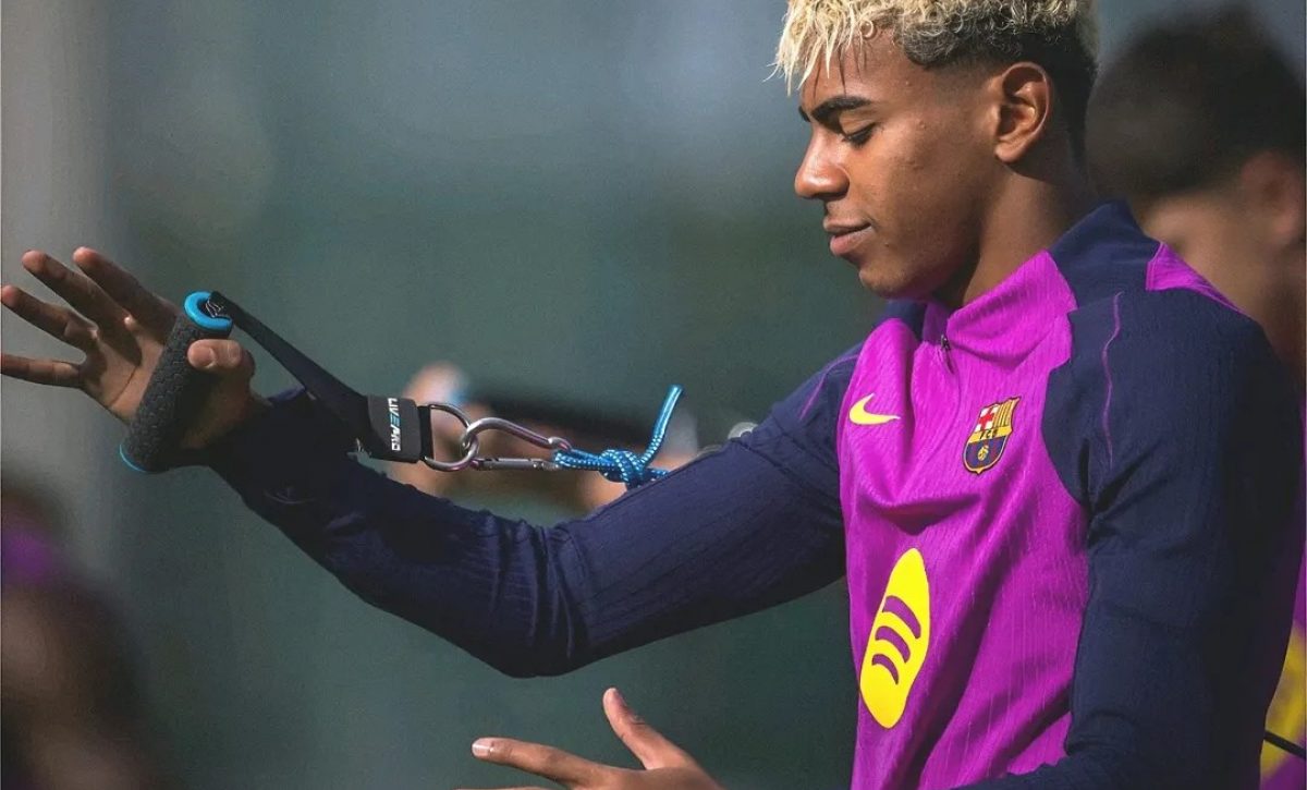Lamine Yamal será baja entre dos o tres semanas en el FC Barcelona por lesión.