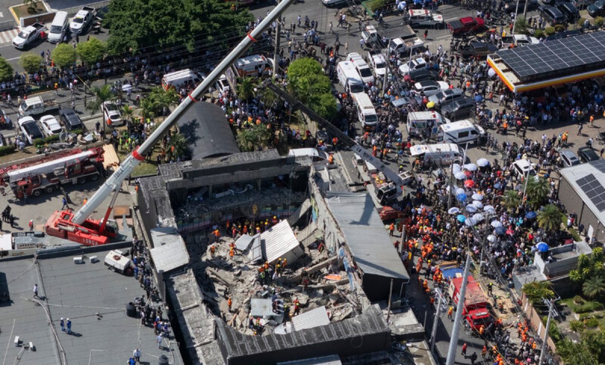 Las autoridades cierran el rescate en la discoteca Jet Set tras hallar más de 124 muertos.