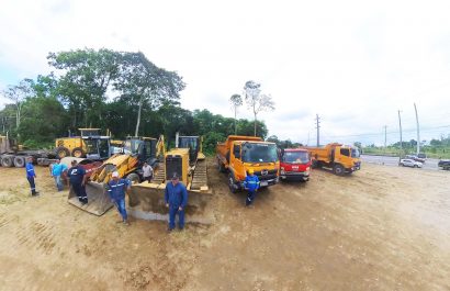 Las autoridades presentaron oficialmente el inicio de la obra vial en la avenida Las Delicias, en Santo Domingo.
