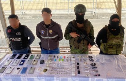 Las evidencias decomisadas quedaron bajo custodia de la Policía Nacional.