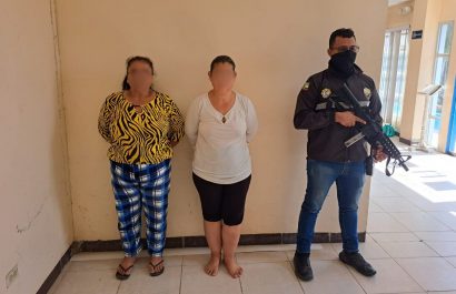 Las mujeres fueron puestas a órdenes de las autoridades judiciales acusadas del delito de receptación.