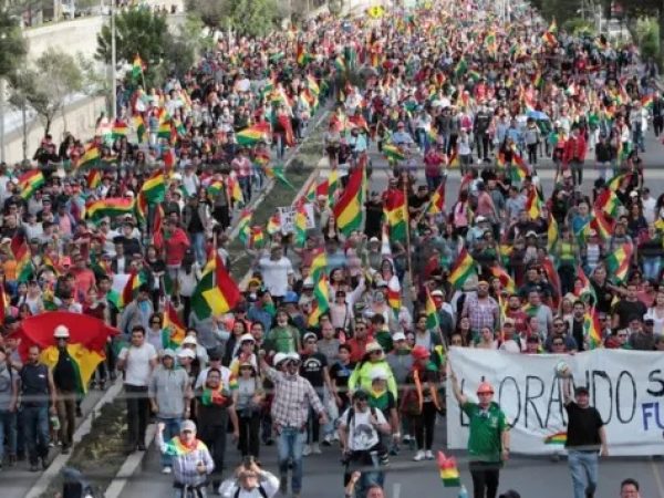 Las recientes decisiones presidenciales de Luis Arce y la reacción de Evo Morales han intensificado la tensión en Bolivia