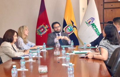 Ley de Integridad Pública elimina compras directas de hospitales del IESS
