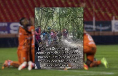Libertad FC tuvo que hacer transbordo y caminar por trochas con lodo para llegar a Cuenca y medir al Manta FC