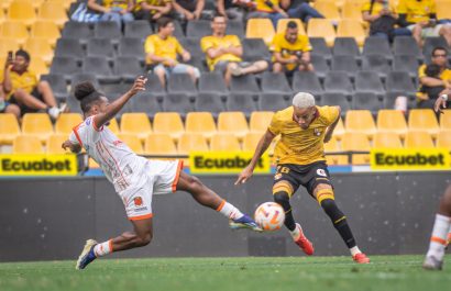 Libertad empata 3-3 con Barcelona SC tras un gol en los minutos adicionales