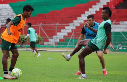 Liga de Portoviejo enfrenta esta tarde a New Porto en el Reales Tamarindos