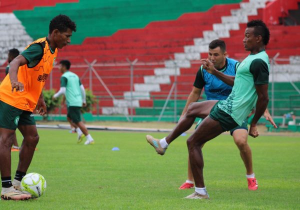 Liga de Portoviejo enfrenta esta tarde a New Porto en el Reales Tamarindos