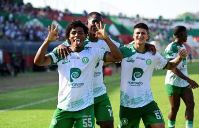 Liga de Portoviejo festeja victoria y jugadores advierten no confiarse ante Loja City.