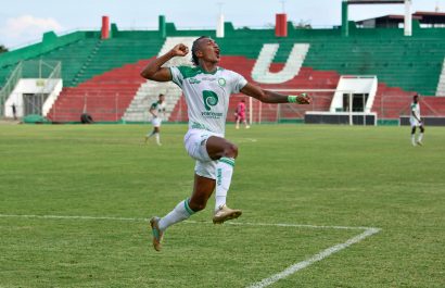 Liga de Portoviejo golea 0-4 a Germud y se reafirma en el liderato del Grupo A