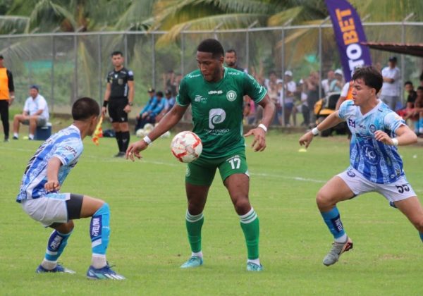 Liga de Portoviejo pierde invicto ante Grecia en Chone