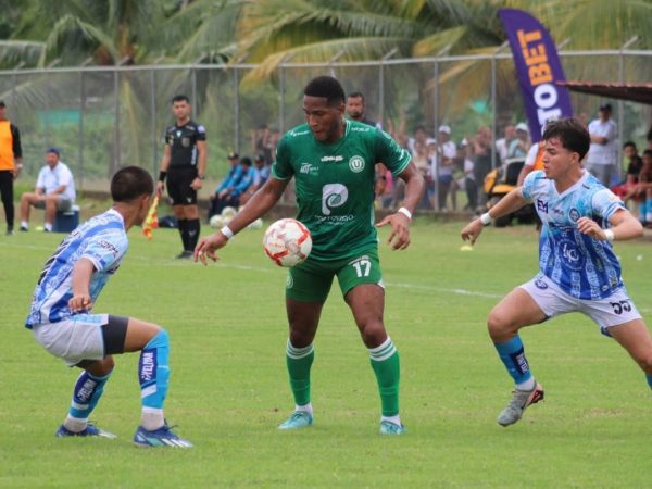 Liga de Portoviejo pierde invicto ante Grecia en Chone