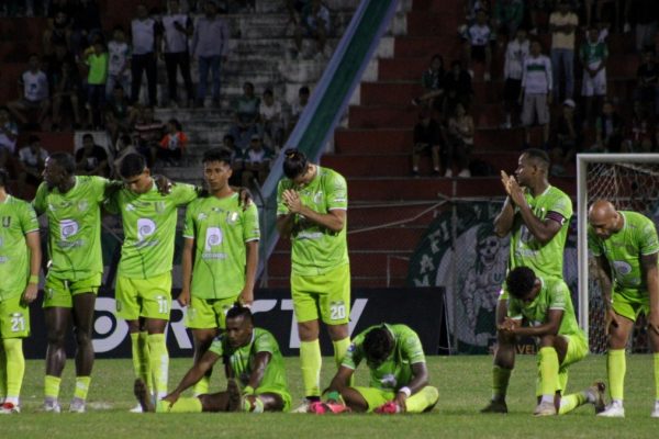 Liga de Portoviejo se impone 1-0 ante Grecia en el estadio Reales Tamarindos por el Torneo Provincial de Ascenso. (Liga de Portoviejo).