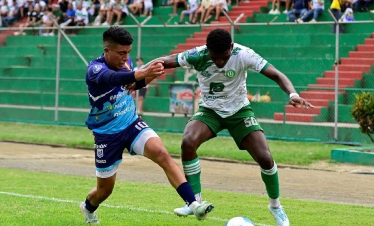 Liga de Portoviejo en el duelo de ida le ganó 4-0 a Loja City.