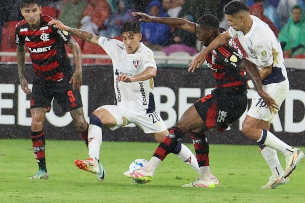 Liga de Quito empató 0-0 frente a Flamengo en un encuentro disputado la tarde y noche del 21 de abril en el estadio Rodrigo Paz Delgado.