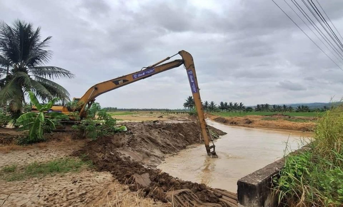Limpian canal Las Maravillas para prevenir inundaciones en temporada de lluvias